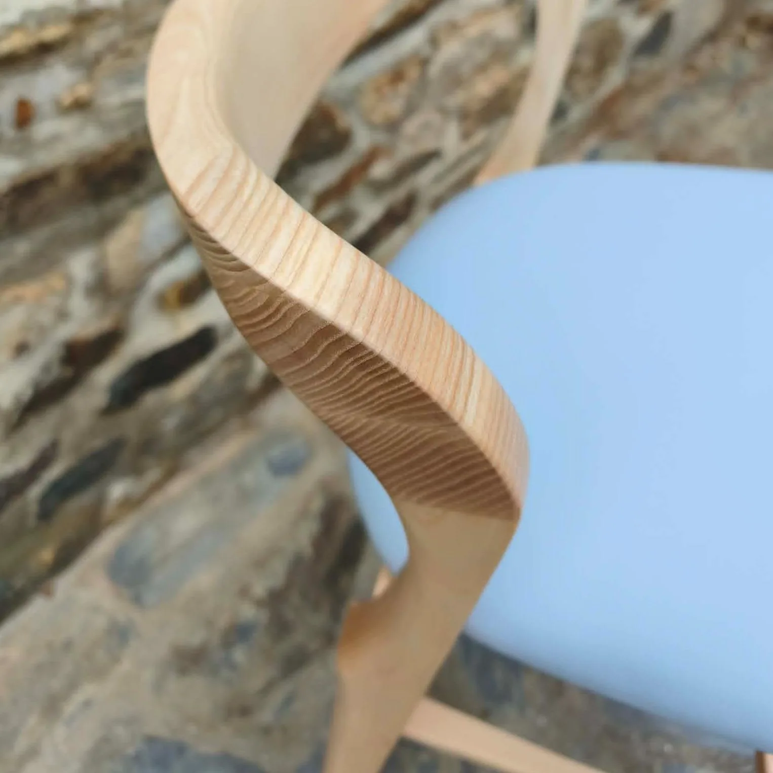 Chaise Kador