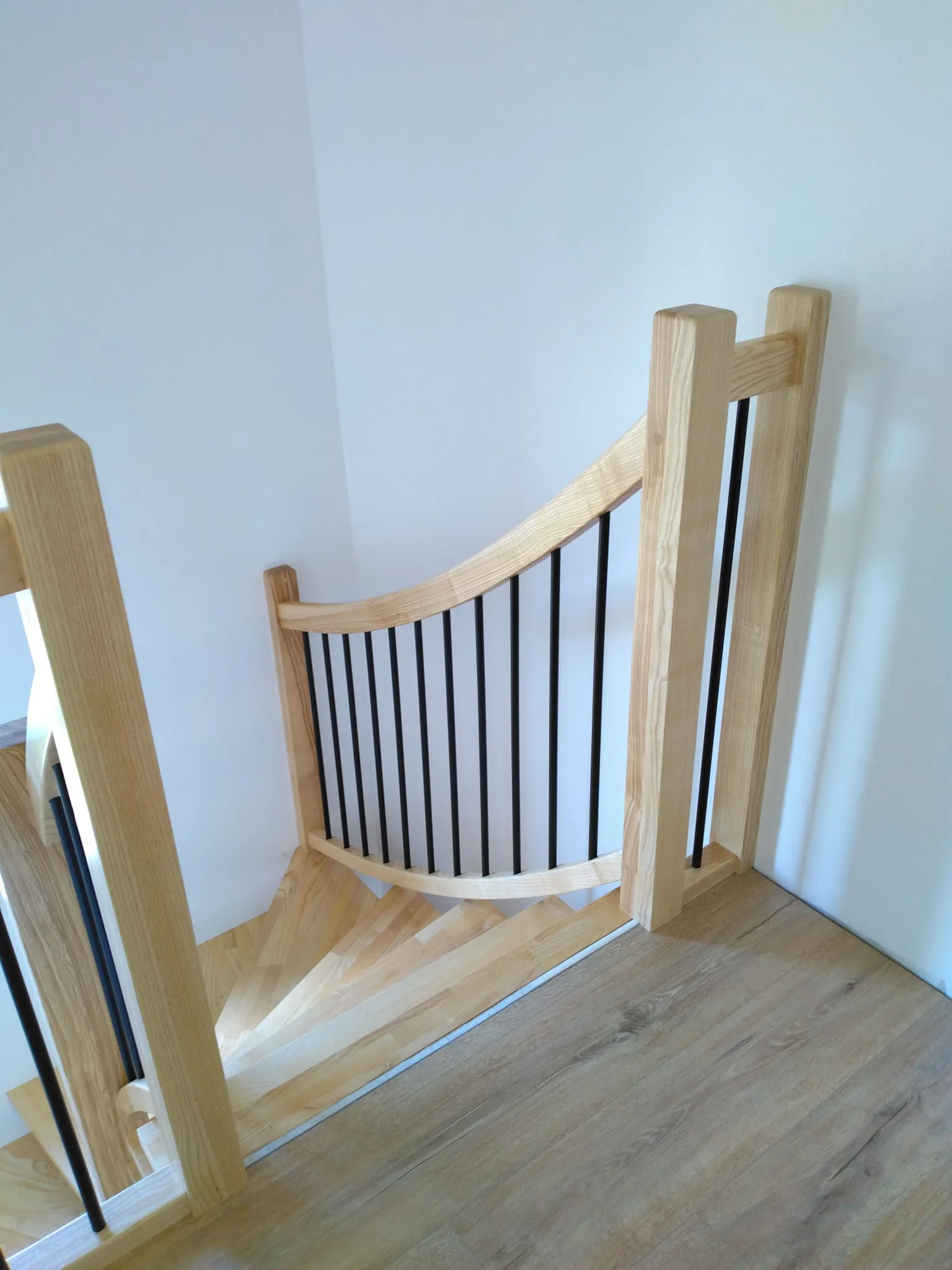 Escalier double quarts tournant à l'anglaise — Escalier (vue 4)