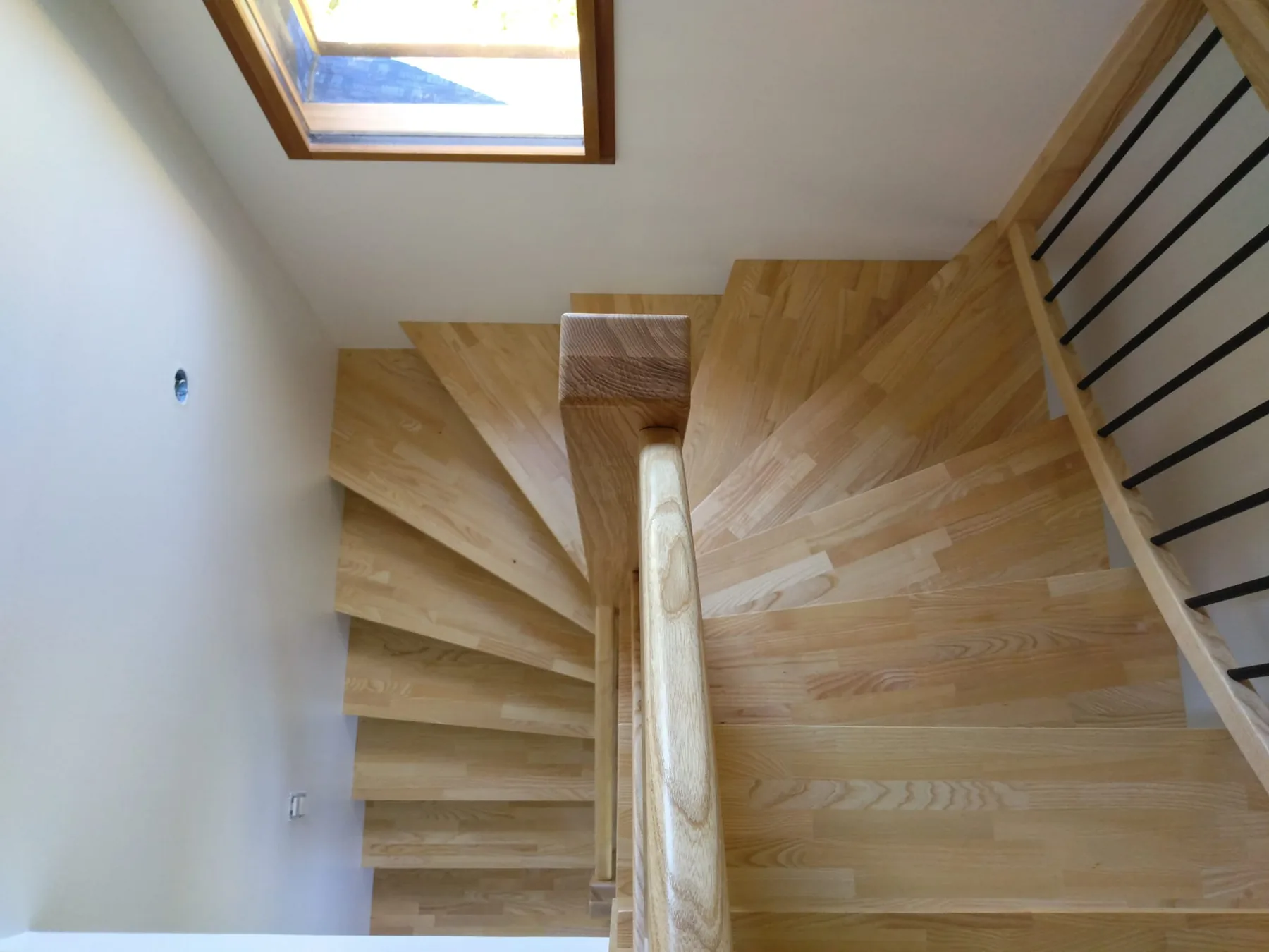 Escalier double quarts tournant à l'anglaise — Escalier (vue 6)
