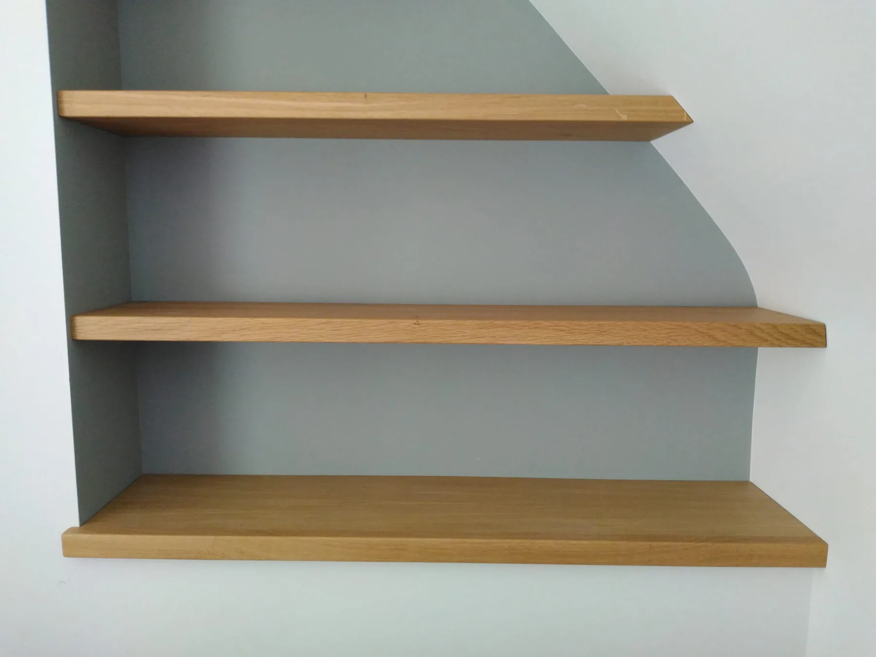 Étagères bibliothèque en chêne — Bibliothèque (vue 3)